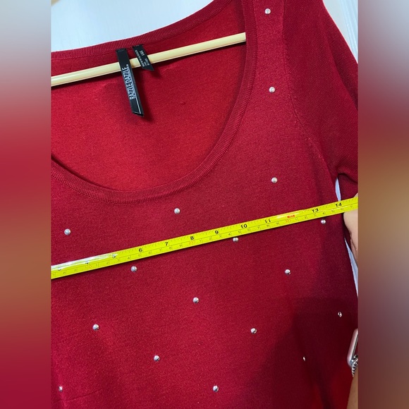 Red extra long sweater size L, silver dot details all over front not on back - Picture 5 of 6